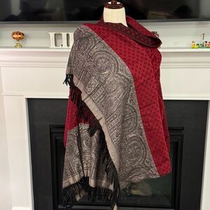 Oscar de la Renta Vintage Wool Shawl Wrap – Red & Black Paisley – Made in India